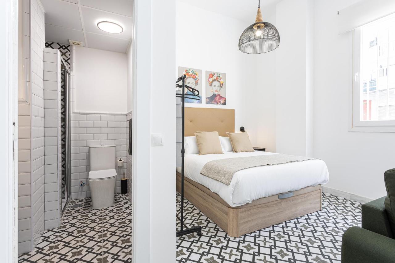 Holidays2Malaga Picasuss Loft New Built Close Huelin Beach And Promenade Extérieur photo